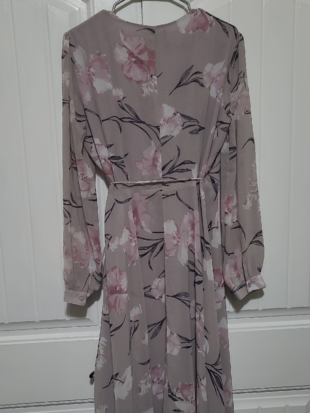 Lulu's Dusty Lavender Floral Wrap Maxi Dress - Picture 8 of 10